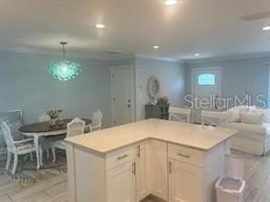 196 Overbrook Dr E - Photo 3 of 18