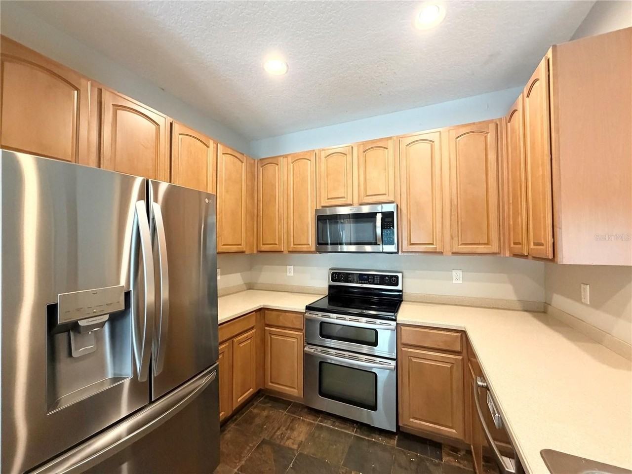 804 Coade Stone Dr - Photo 7 of 30