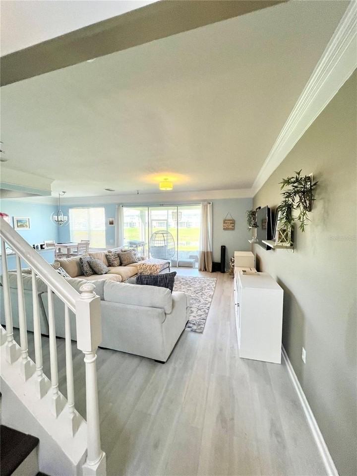 4639 Pond Ridge Dr - Photo 2 of 8