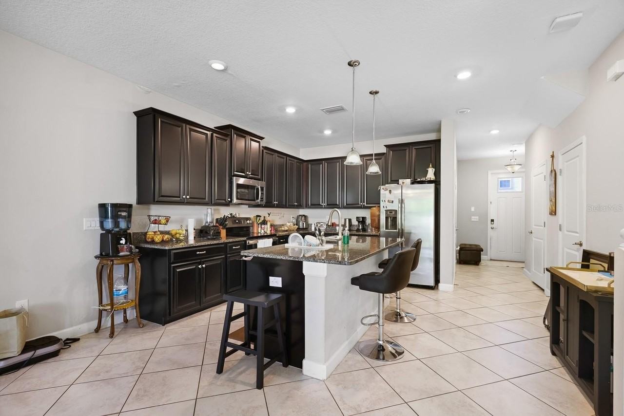6629 Rocky Park St - Photo 4 of 11