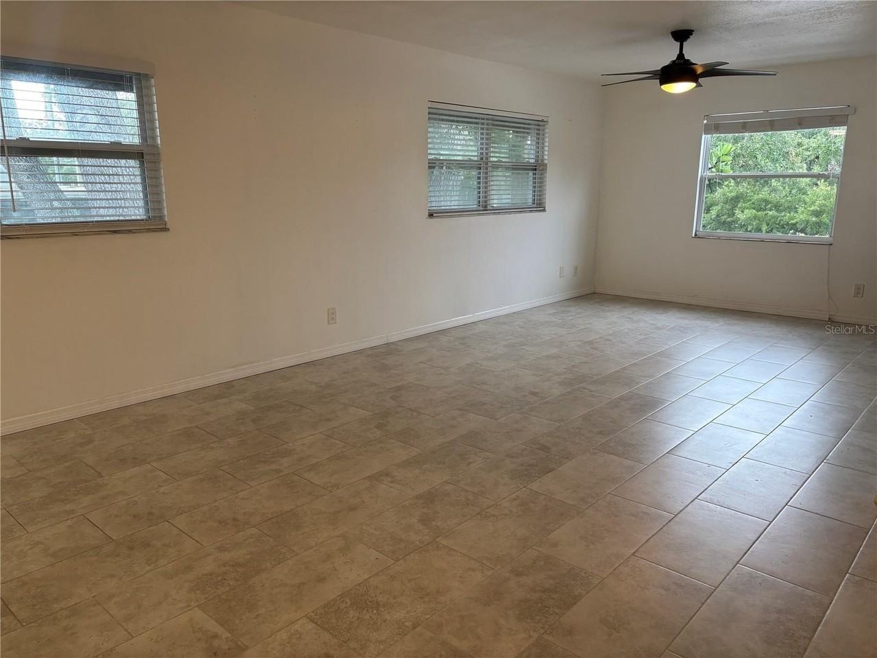 1241 Turner St #B - Photo 4 of 14