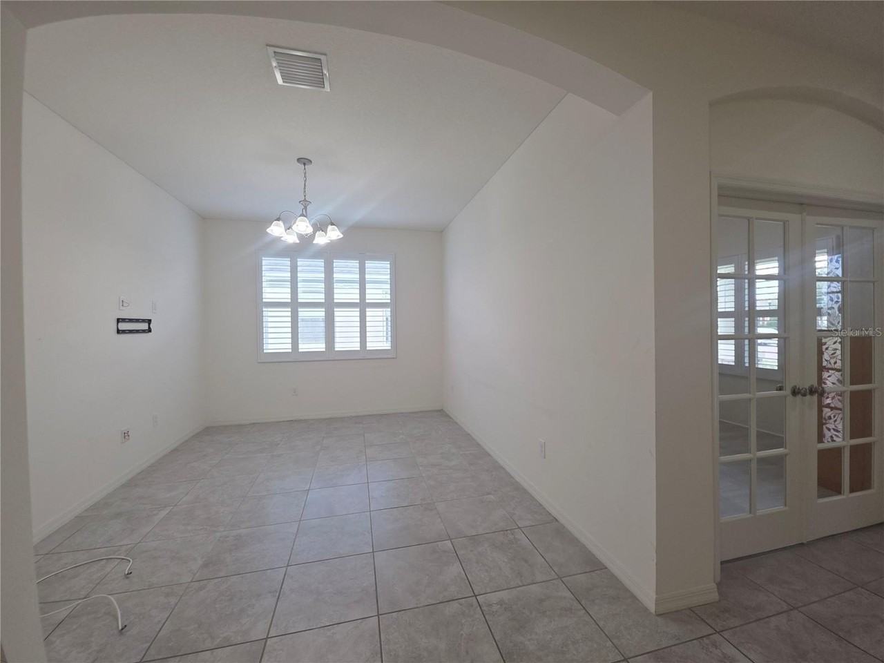 17545 Buckingham Garden Dr - Photo 6 of 31