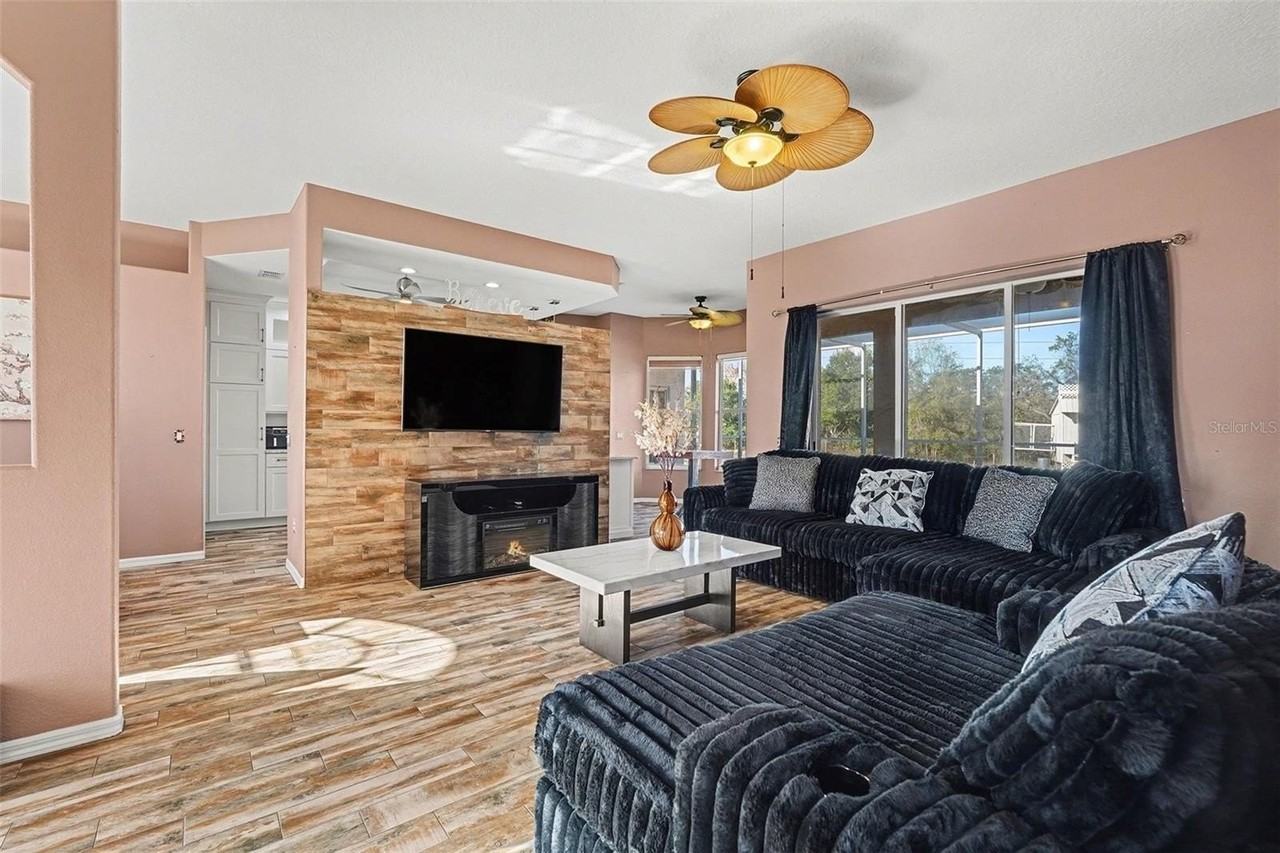 16031 Donney Moor Ln - Photo 7 of 31