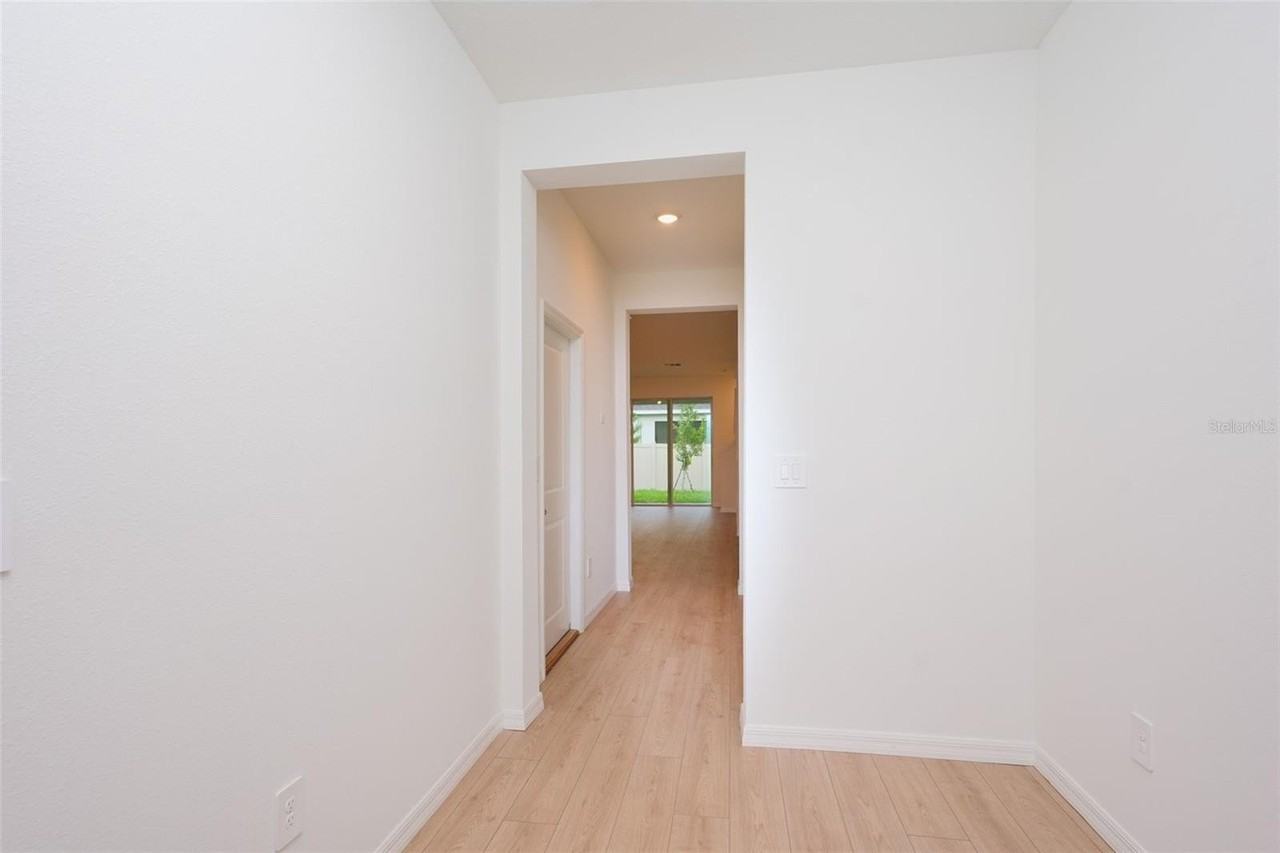 11194 Treasure Swale Way - Photo 7 of 50