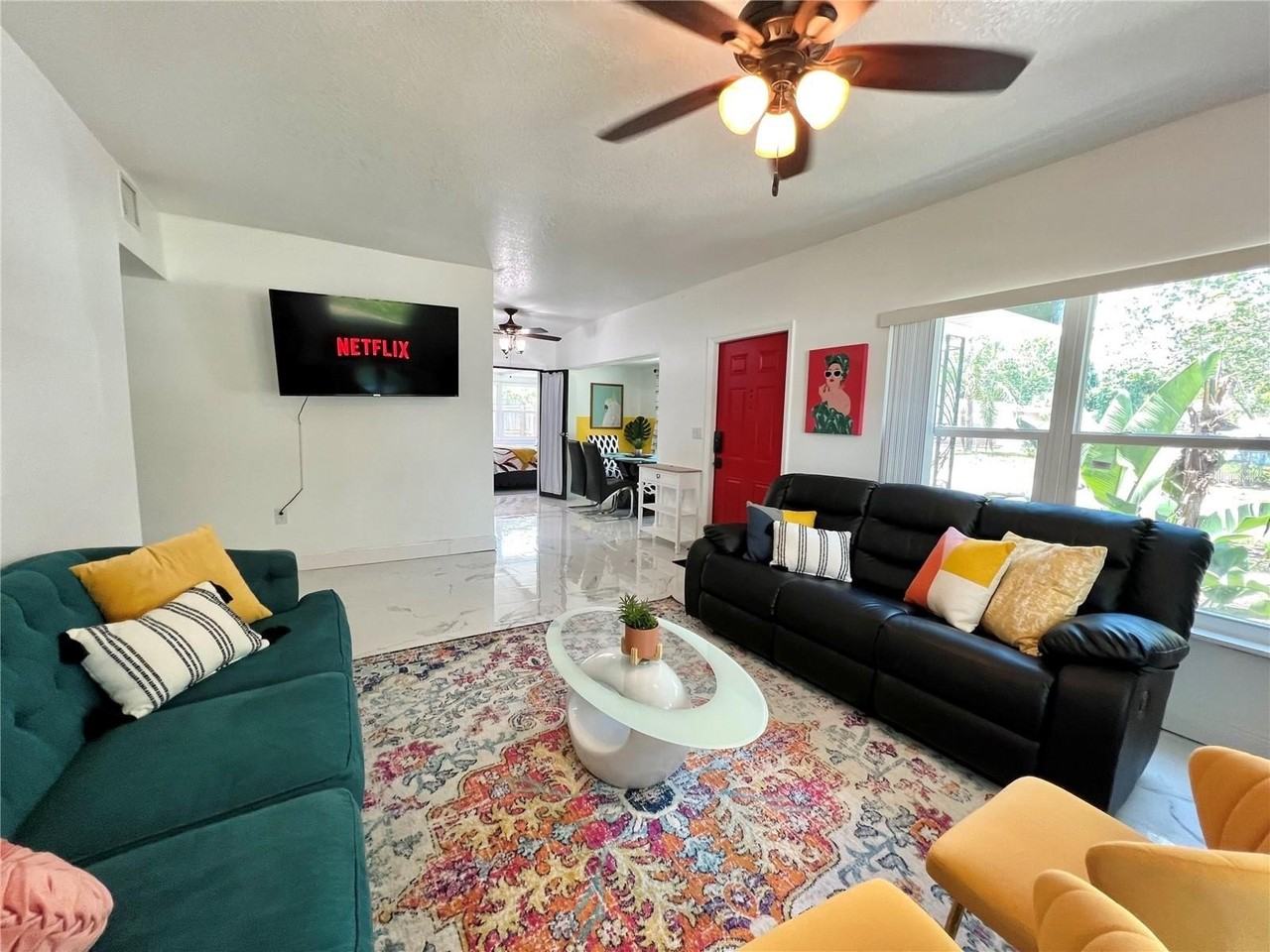2173 Riviera Dr - Photo 2 of 25