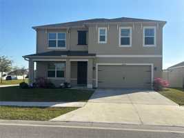 featured image of 32762 Pez Landing Ln
