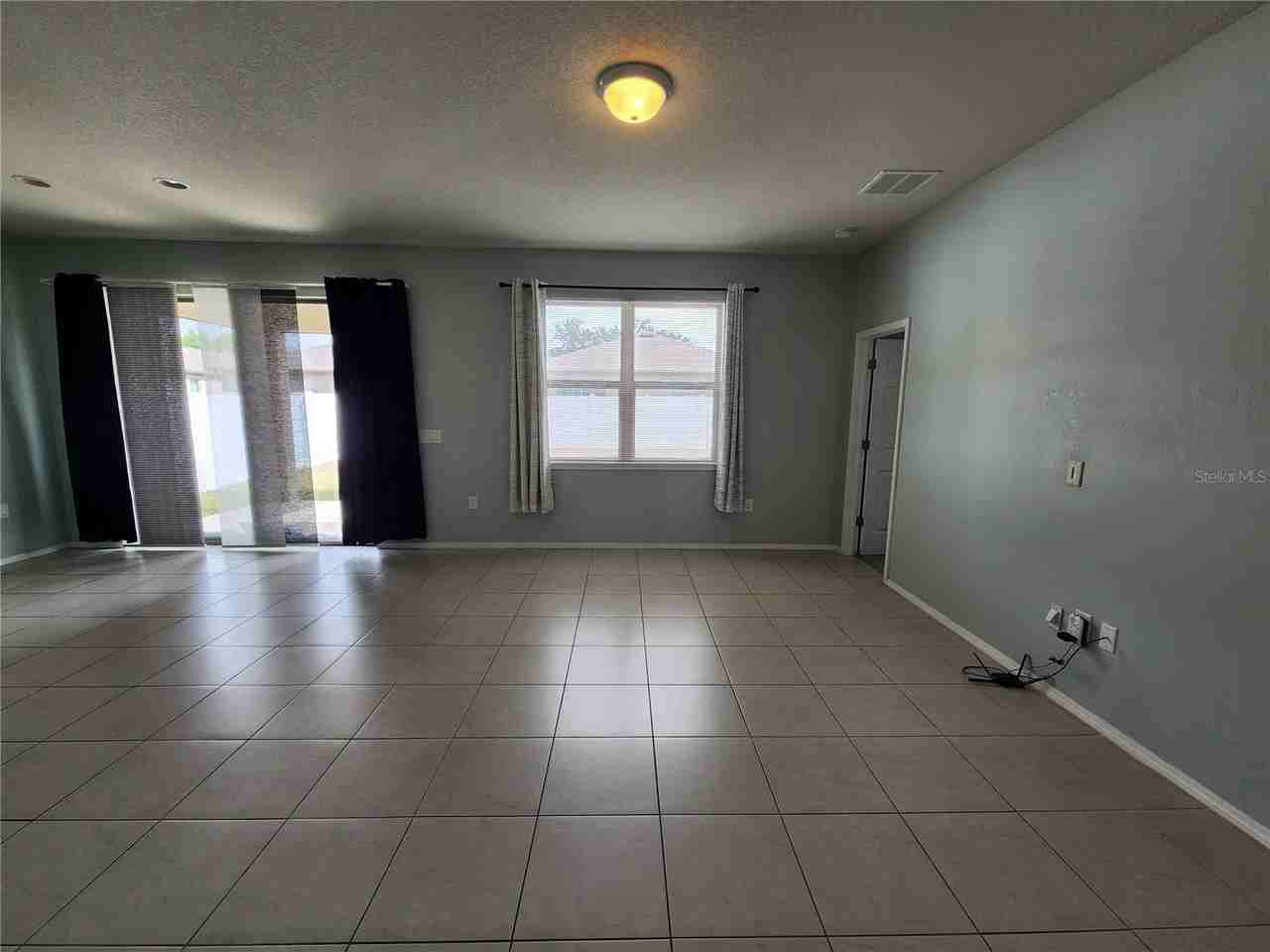 15734 Stone House Dr - Photo 4 of 31