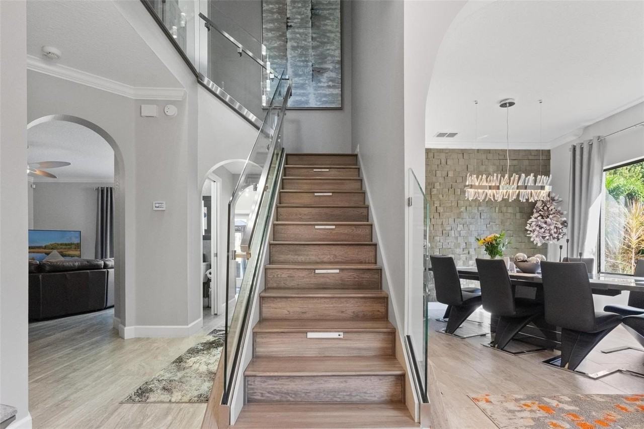 13228 Royal George Ave - Photo 3 of 43