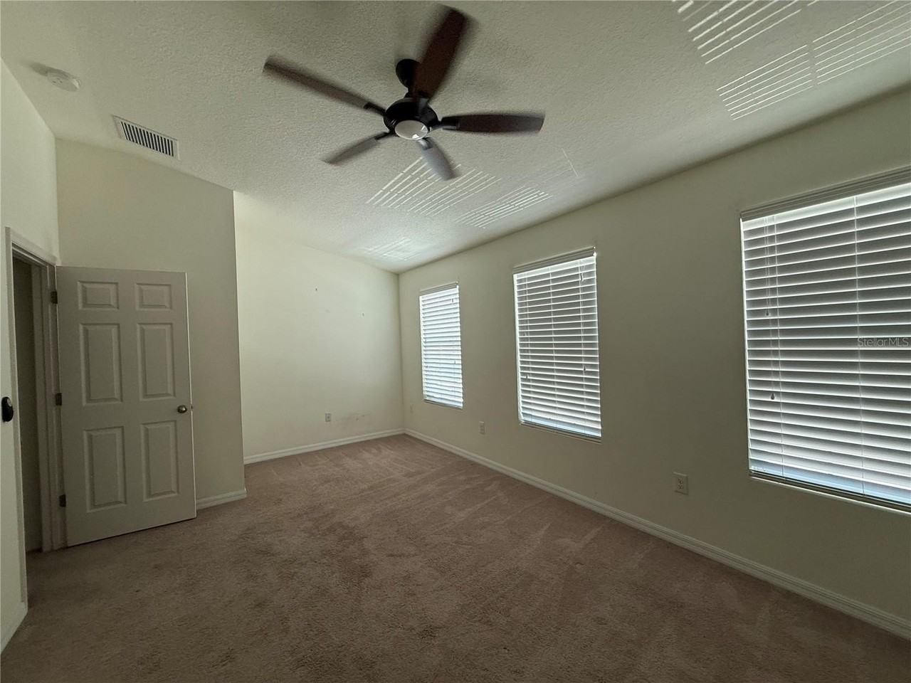 6843 40th Ln N - Photo 7 of 18