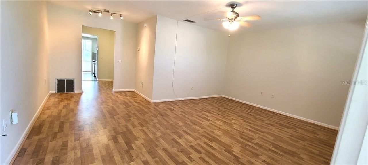 911 Washington Ave #305 - Photo 2 of 13