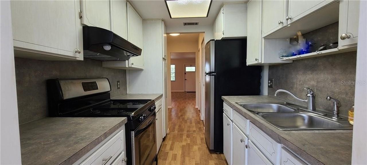 911 Washington Ave #305 - Photo 5 of 13