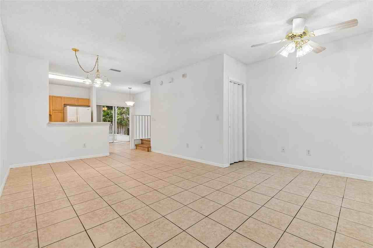 6245 Osprey Lake Cir - Photo 4 of 50