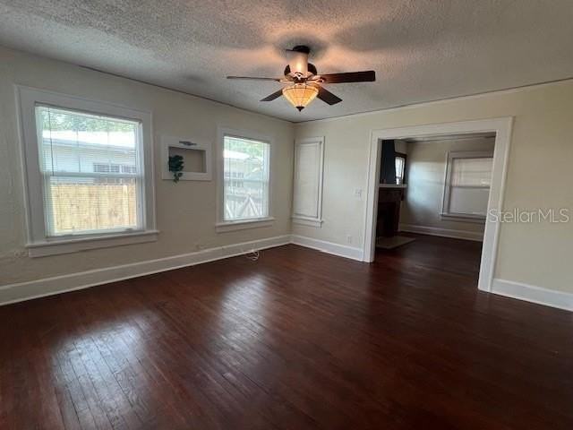 4748 7th Ave N - Photo 6 of 22
