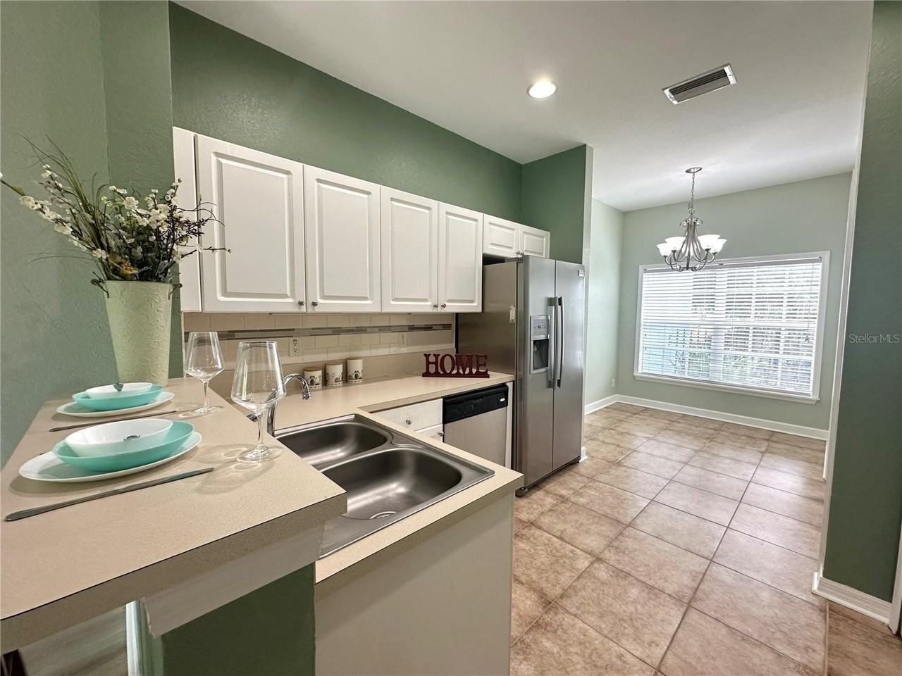 11096 Winter Crest Dr - Photo 6 of 15