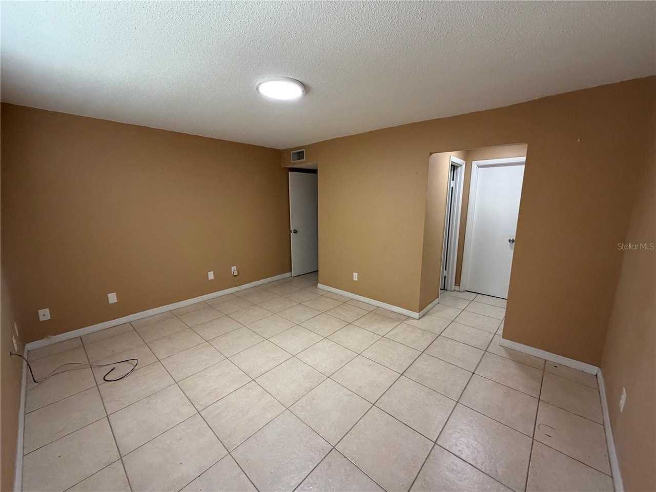 7513 Abonado Rd #7513 - Photo 5 of 10