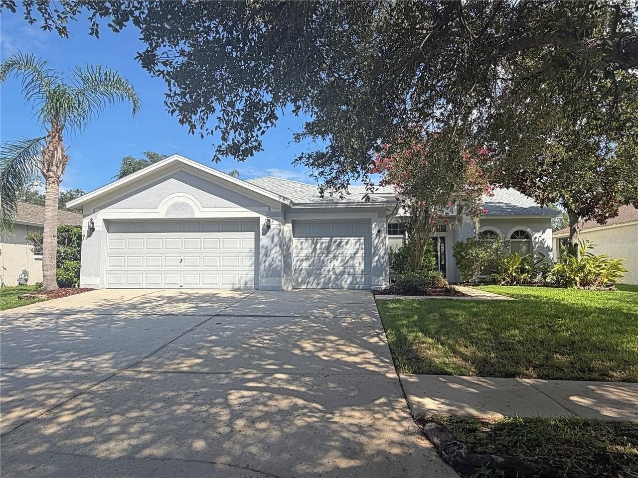14832 Heronglen Dr - Photo 2 of 35
