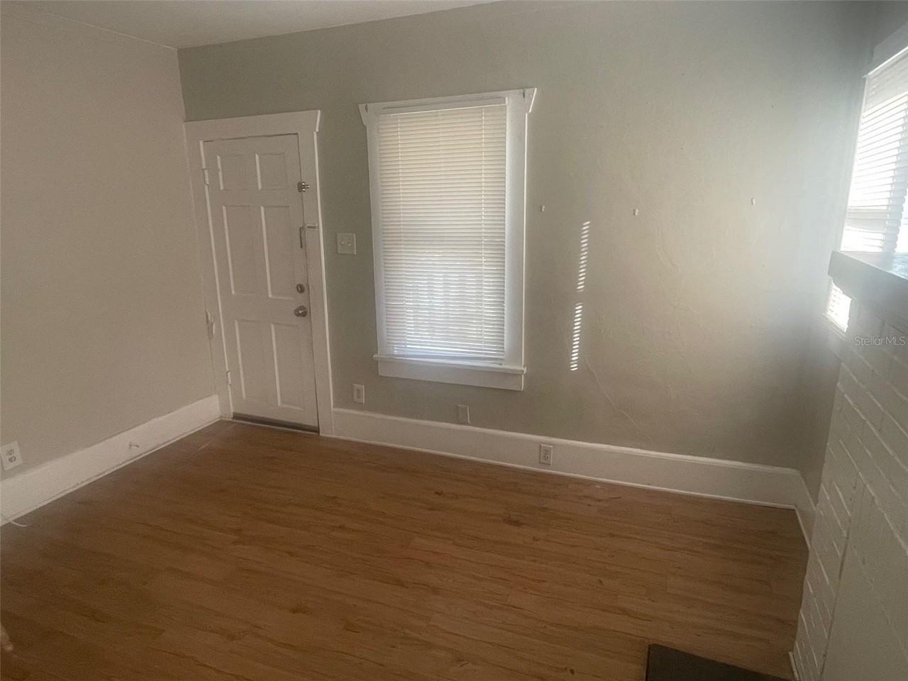 3944 14th Ave S - Photo 4 of 21