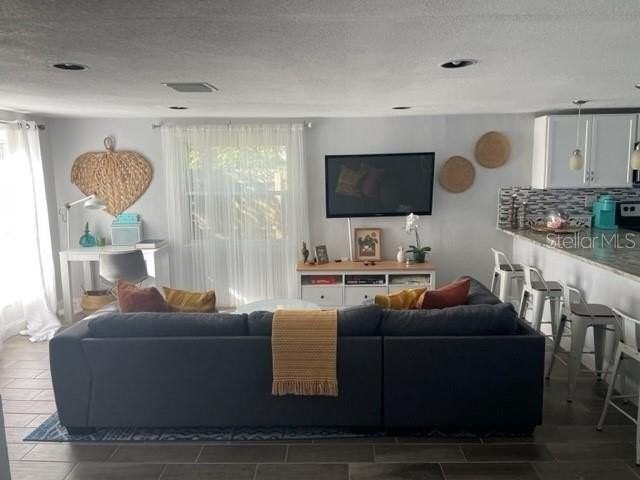 2765 61st Ave N - Photo 2 of 26