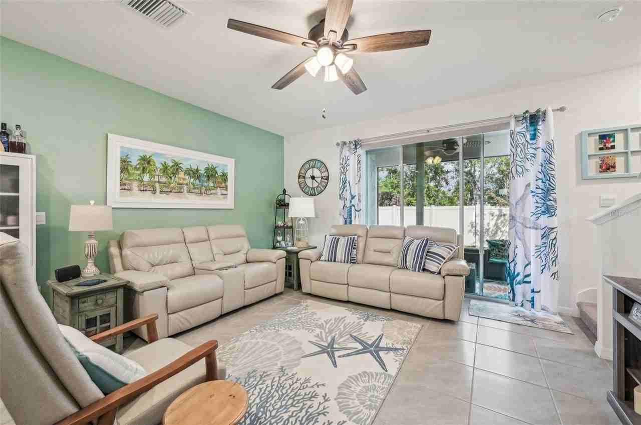 16646 Maude Dr - Photo 4 of 50