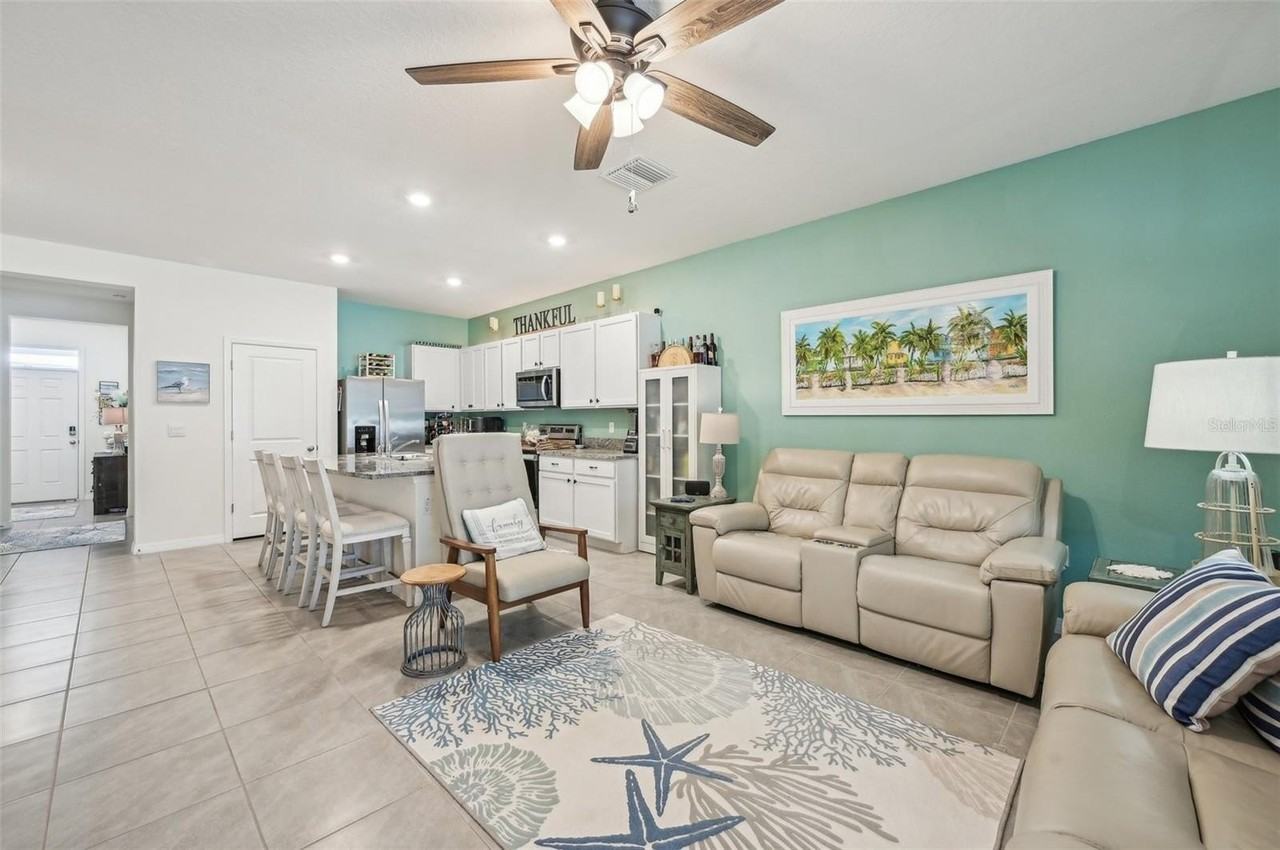 16646 Maude Dr - Photo 5 of 50