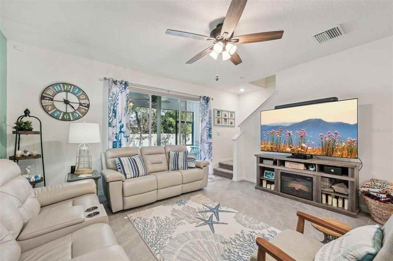 16646 Maude Dr - Photo 6 of 50