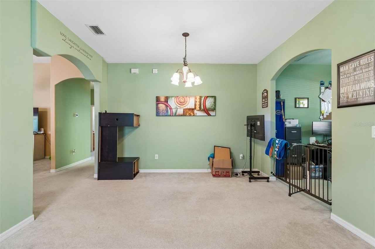 4017 Langdrum Dr - Photo 4 of 38