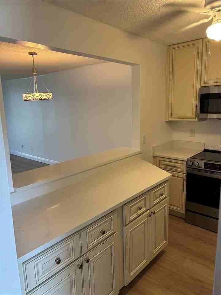 7405 Bay Island Dr S #220 - Photo 7 of 40