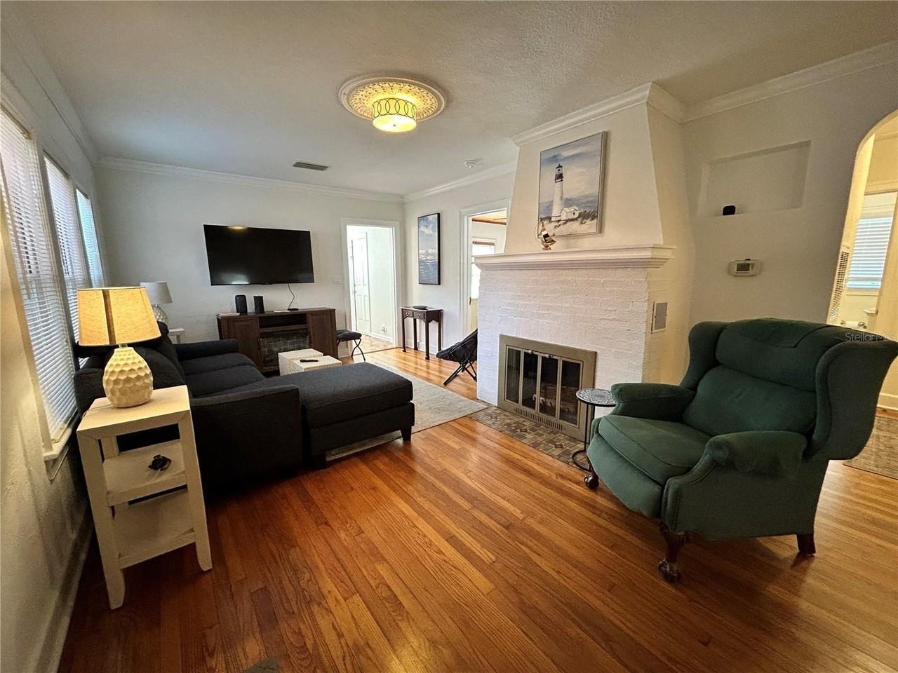 701 29th Ave N - Photo 3 of 20