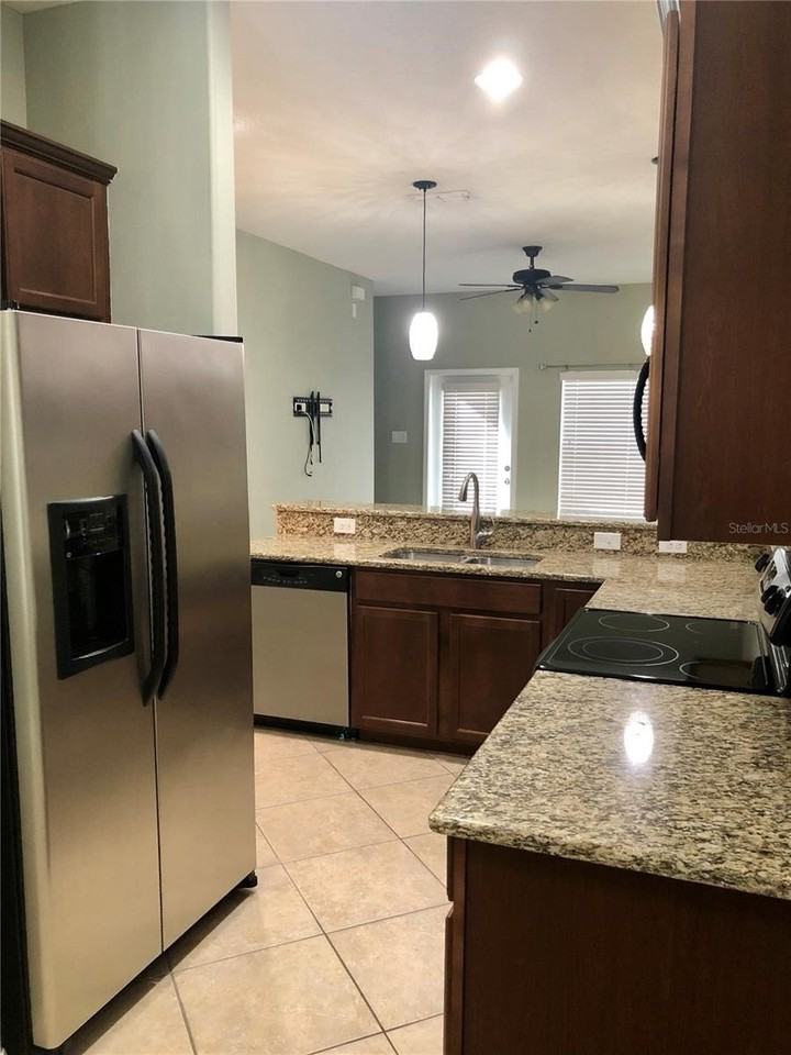 8541 Brushleaf Way - Photo 4 of 41