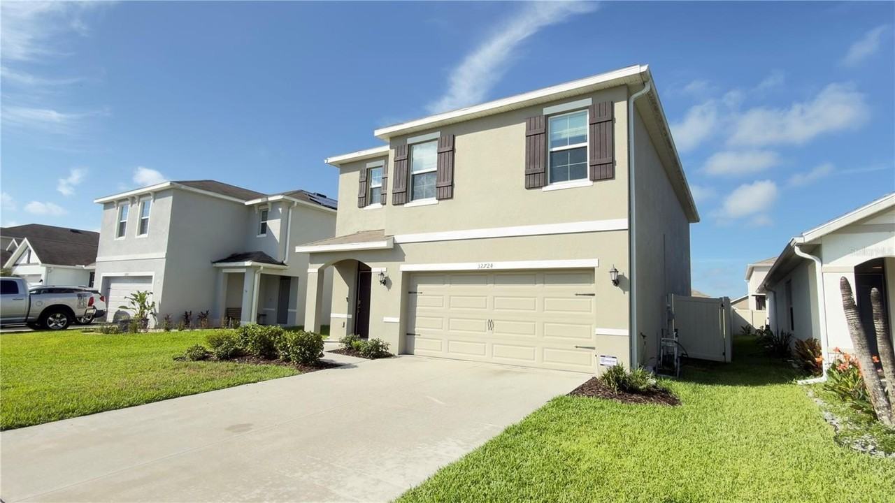 32724 Ansley Bloom Ln - Photo 3 of 31