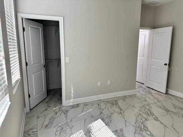 2531 W Walnut St - Photo 7 of 18