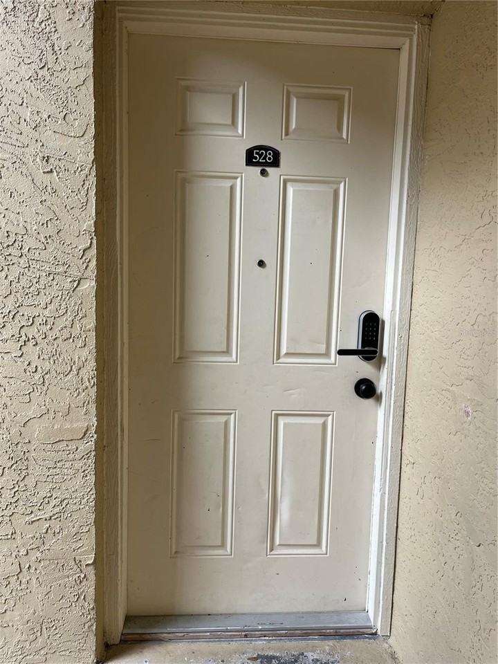 528 Golden Raintree Pl - Photo 3 of 45