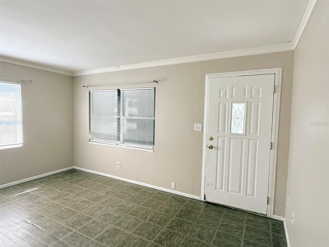 4935 Emerson Ave S - Photo 2 of 26