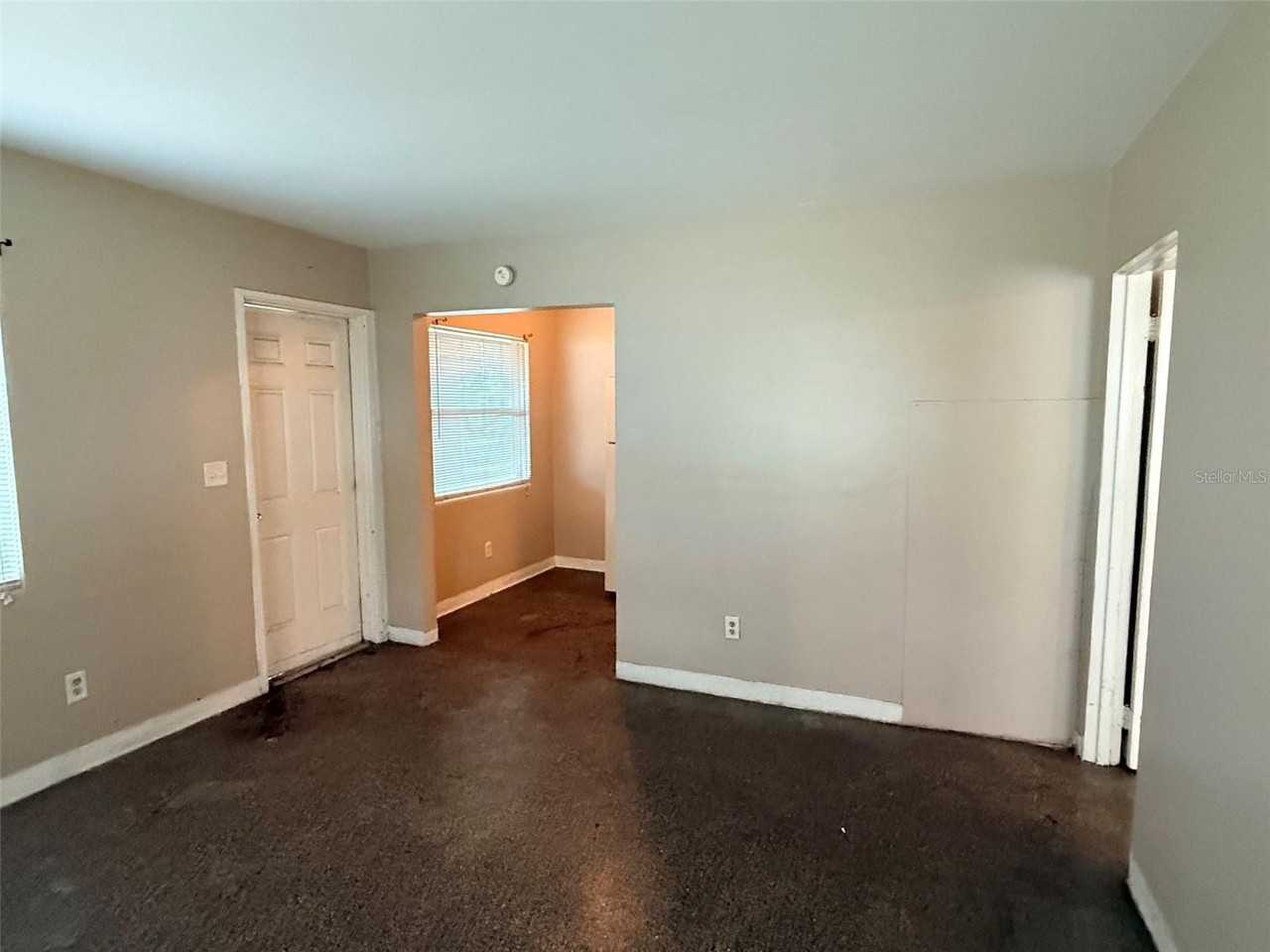 1273 S Betty Ln - Photo 2 of 15