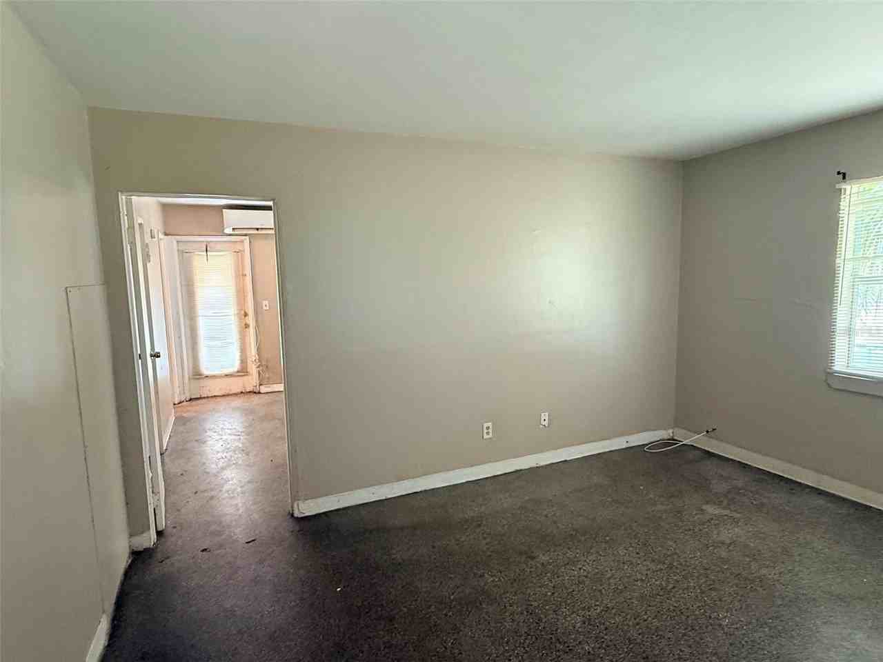 1273 S Betty Ln - Photo 5 of 15