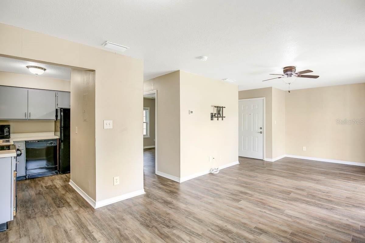 4995 Cobia Dr Se #D - Photo 4 of 11