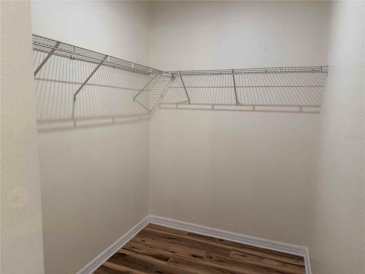 10119 Candleberry Woods Ln - Photo 6 of 10