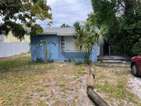 1661 27th Ave N - Photo 1 of 1