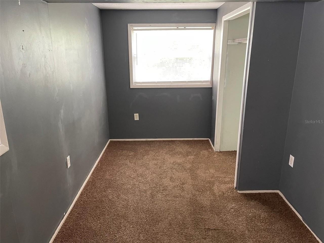 1661 27th Ave N - Photo 6 of 7