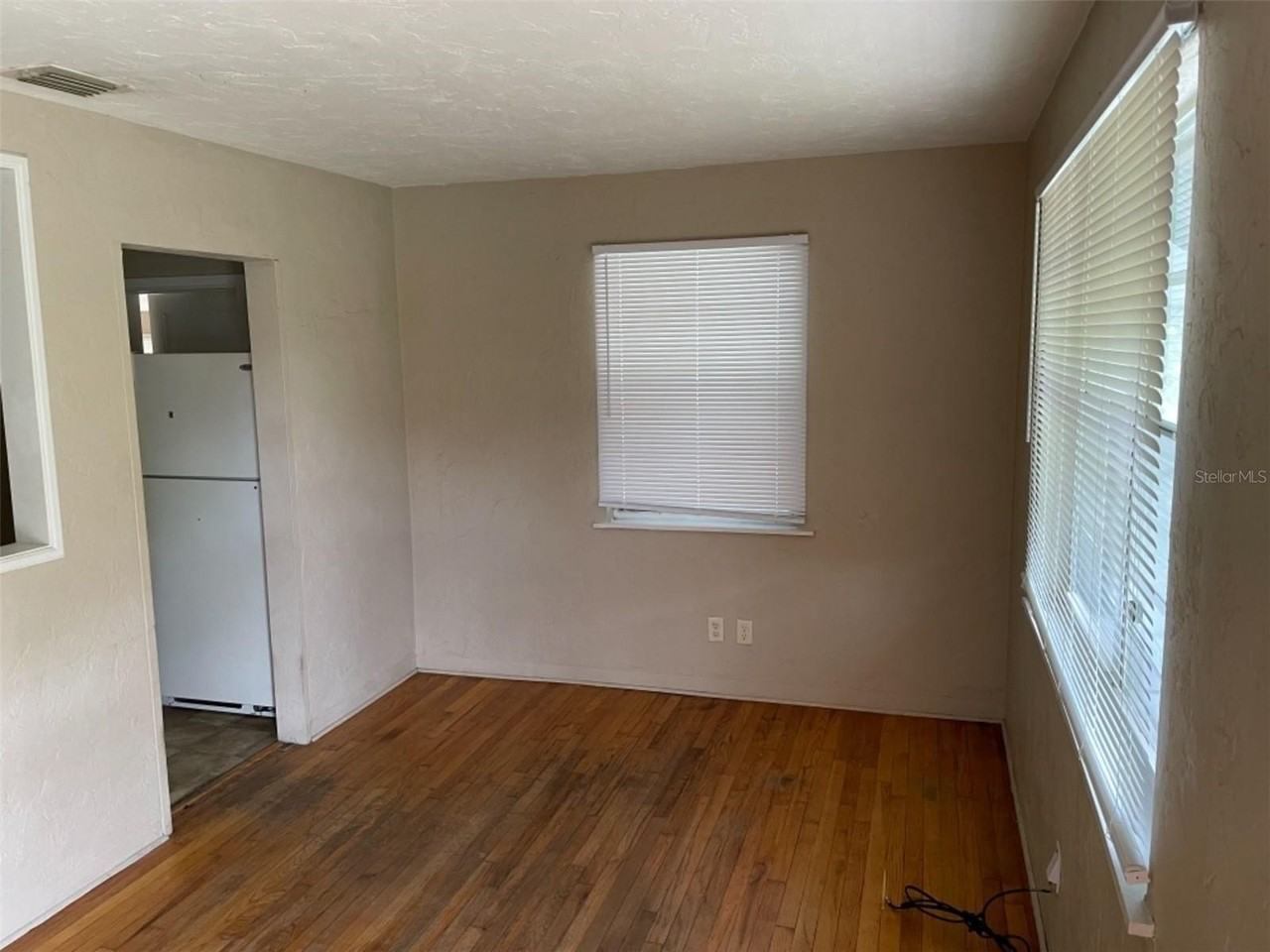 5013 20th St N - Photo 3 of 21