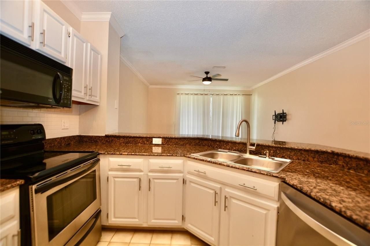 845 Normandy Trace Rd - Photo 7 of 50