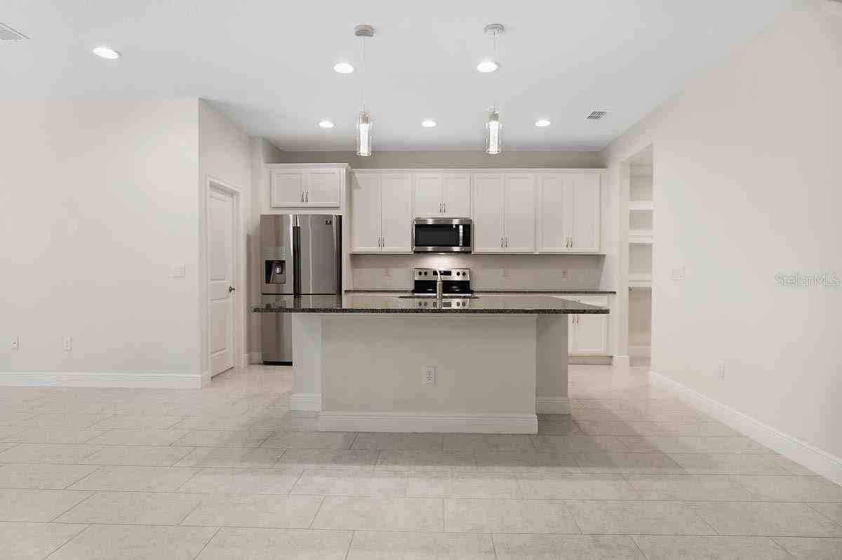 10232 Newel Valley Loop - Photo 3 of 29