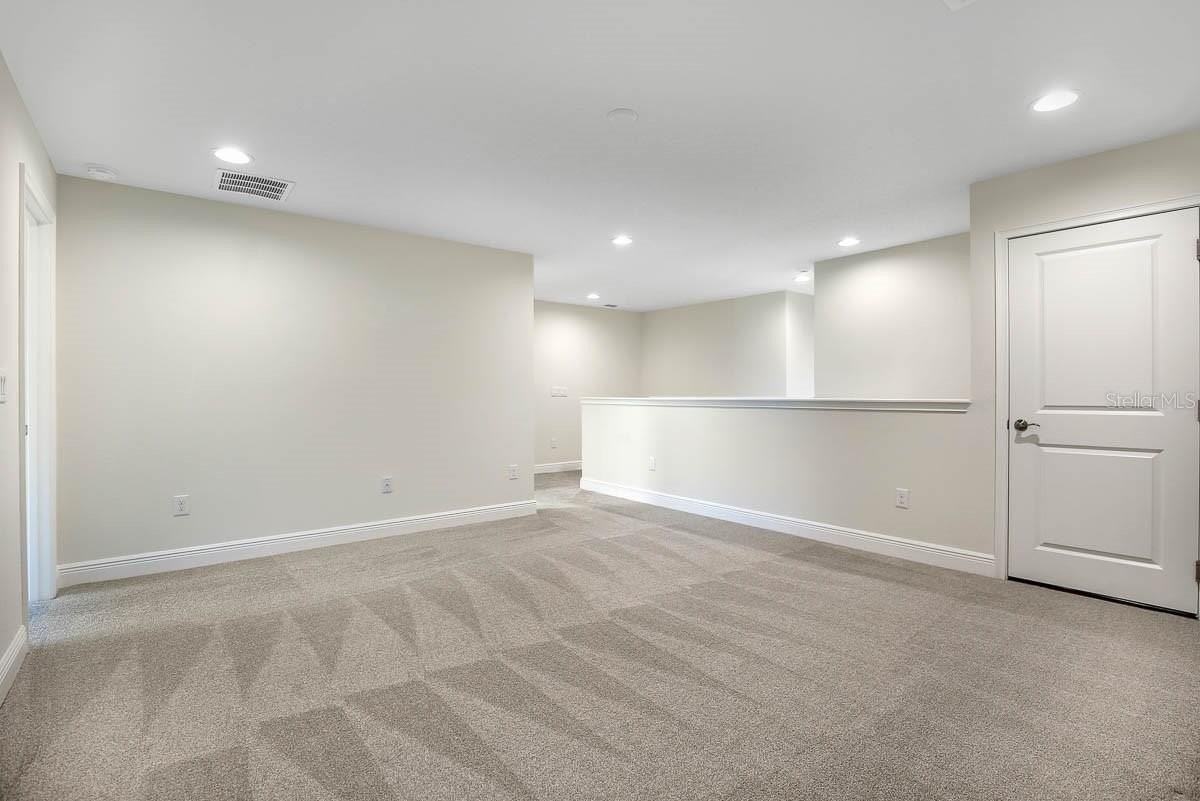 10232 Newel Valley Loop - Photo 3 of 33