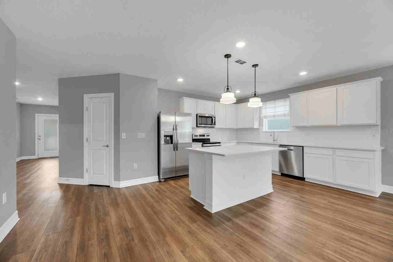 9514 Summers Cay Cir - Photo 7 of 25