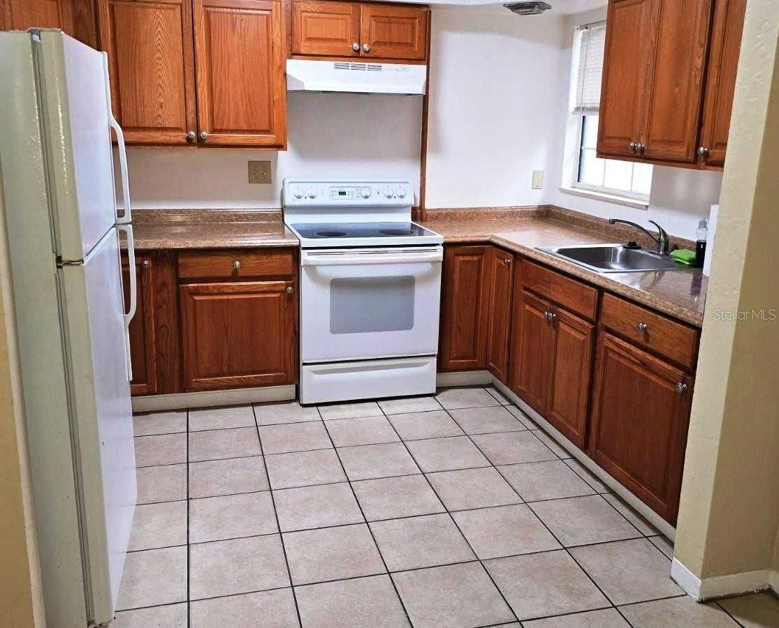 716 21st St N - Photo 6 of 8