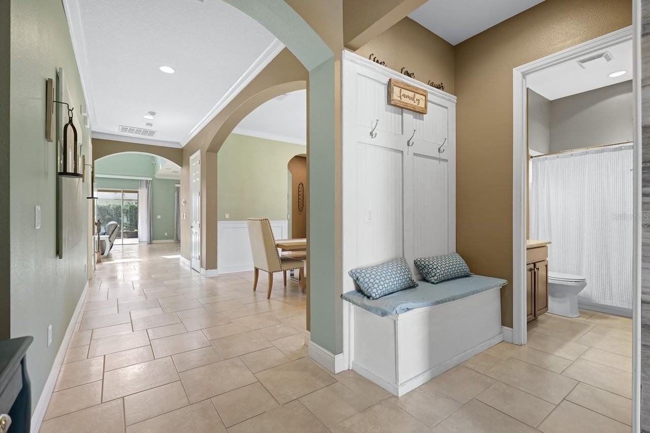 5210 Sparrowglen Pl - Photo 2 of 20