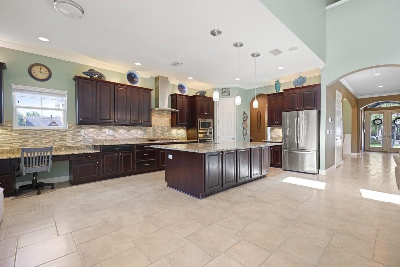 5210 Sparrowglen Pl - Photo 6 of 20