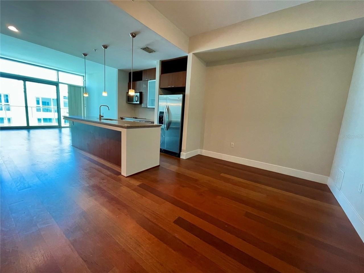 111 N 12th St #1810 - Photo 5 of 39