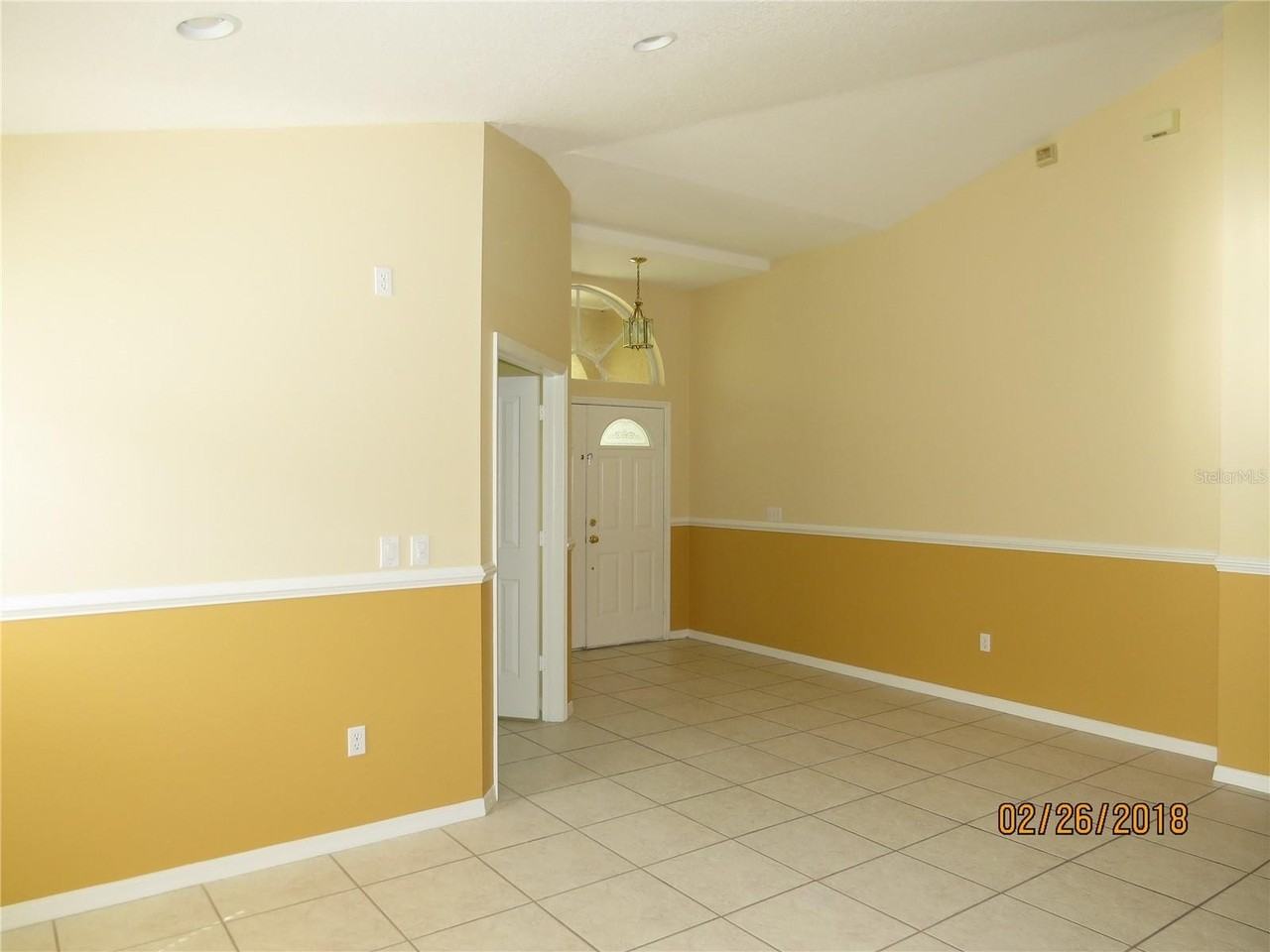 9427 Hunters Pond Dr - Photo 5 of 29