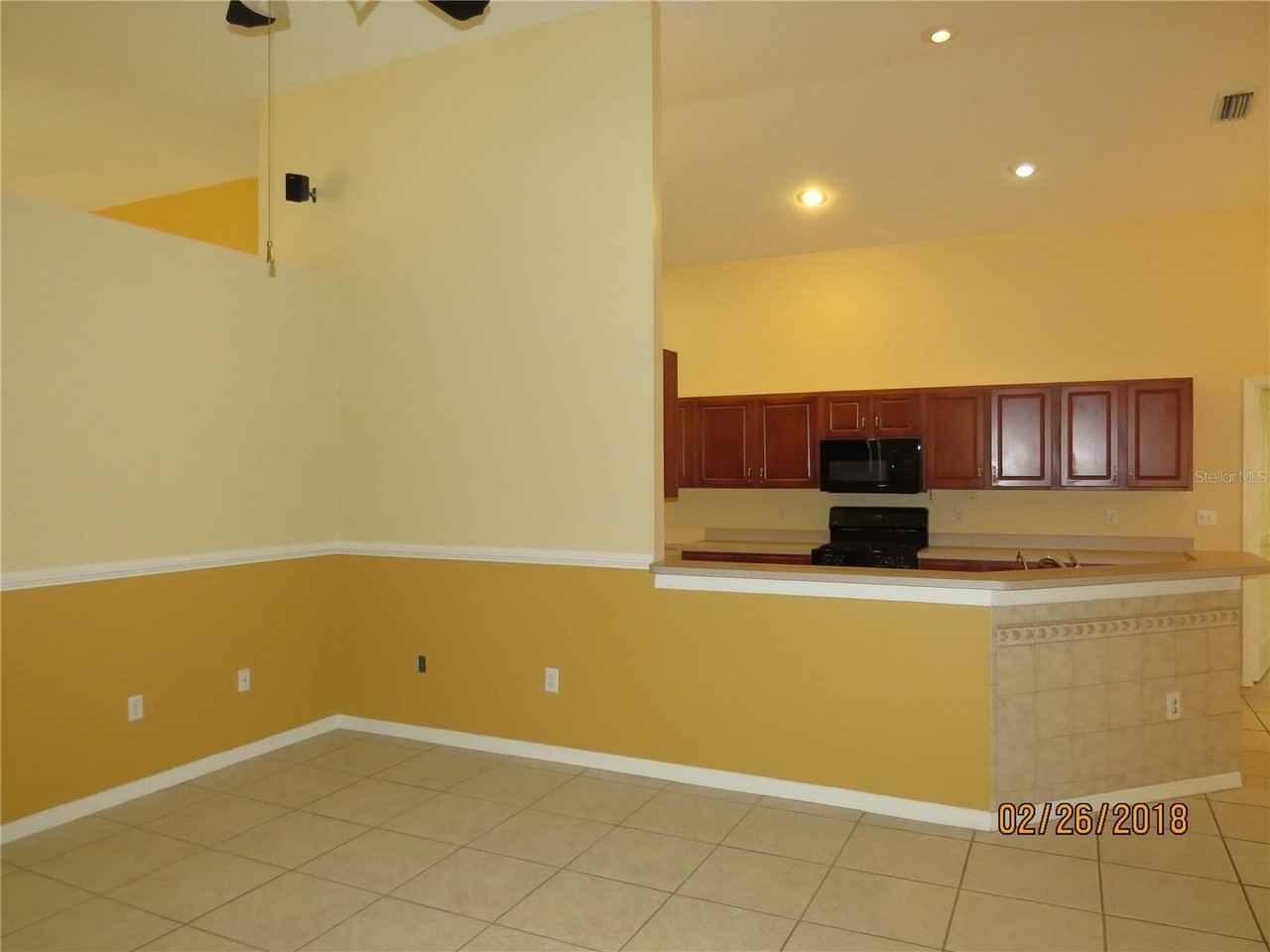 9427 Hunters Pond Dr - Photo 6 of 29